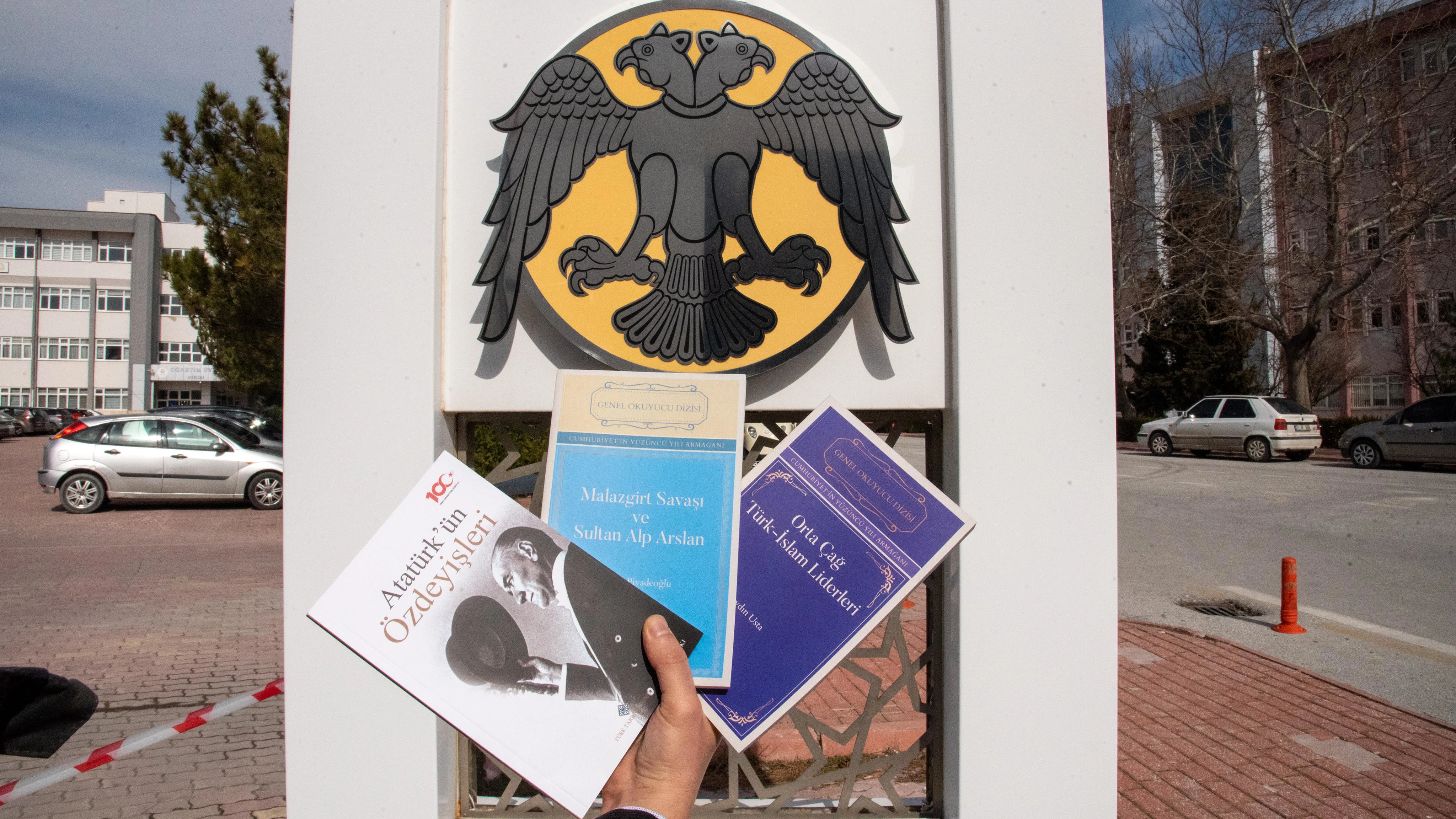 Türk Tarih Kurumu Mobil Kitap Mağazası, Selçuk Üniversitesinde